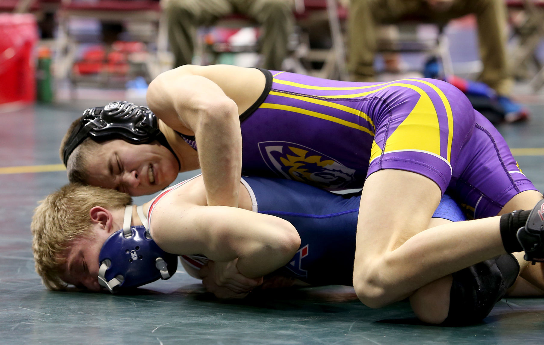 021519-qct-IA-HS-Wrestling-025